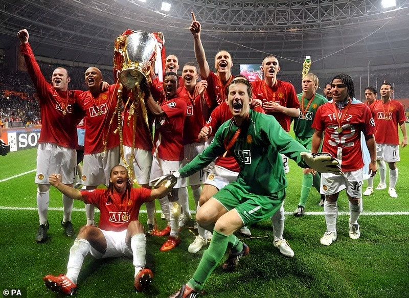 Những danh hiệu lớn góp phần tạo nên vị thế của Quỷ đỏ Manchester United.